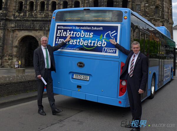 再傳綠色夢想 比亞迪純電動大巴駛入德國歷史古城