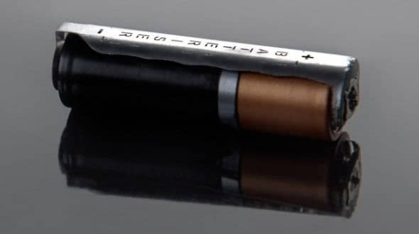 五號電池穿上“動力甲”續航增八倍  電池壽命延長