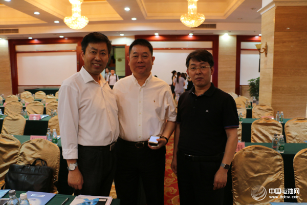 中國電池網(wǎng)出席國家儲(chǔ)能產(chǎn)業(yè)聯(lián)盟大會(huì) 鋰電“達(dá)沃斯”受關(guān)注