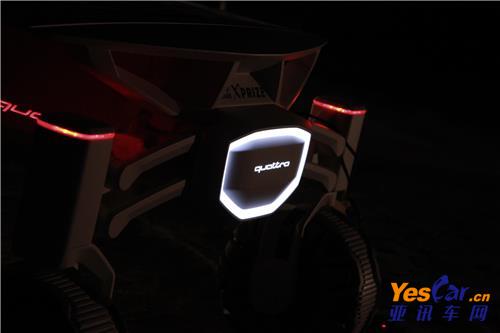 Part-Time Scientists團隊研發的這輛月球車主要由鋁制成，在奧地利境內的阿爾卑斯山和特納利夫島等地進行了多輪測試。車上搭載了一塊可調節式太陽能電池板用以吸收日光，并將能量傳送到鋰離子電池上。電池為四個電動輪轂電機輸送電力。月球車車頭安裝了兩部立體攝像機和一部可以檢測材料的科學攝像機。月球車的理論最高速度為3.6公里/小時，但是在月球崎嶇表面更為重要的是月球車的越野性能和安全定向能力。