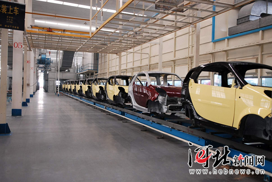 新能源汽車進(jìn)入拼技術(shù)時(shí)代 河北車企忙于改造升級