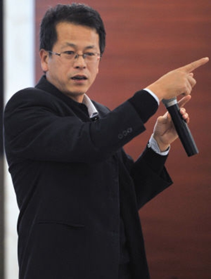 崔東樹：只要不限行限購 新能源車不補貼沒關系