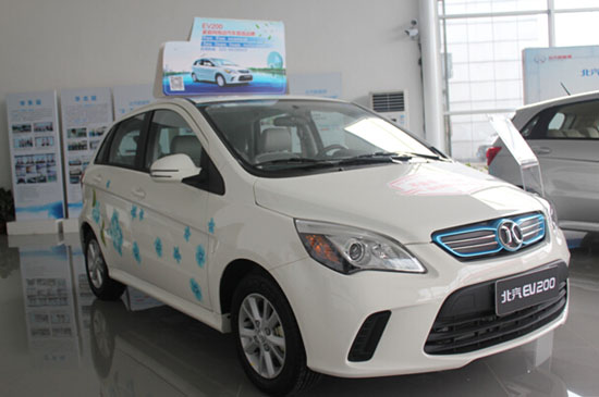 北汽集團(tuán)新電動(dòng)車采用三元鋰電池充電僅需3分鐘  北汽集團(tuán)新電動(dòng)車采用三元鋰電池充電僅需3分鐘  