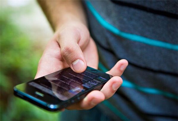 調查：超六成用戶不知蘋果iPhone電池可更換