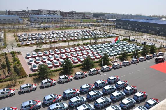 郵政178輛新能源快遞車上路 申通快遞又簽500輛