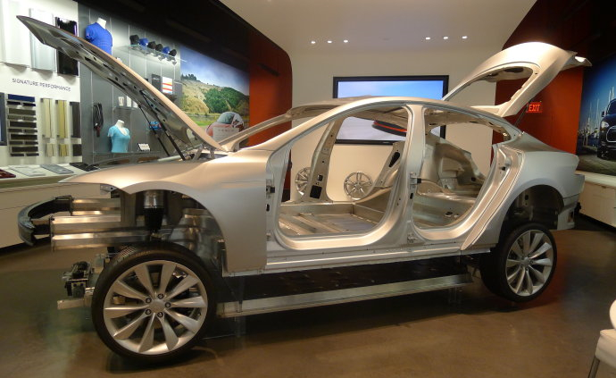 特斯拉安全存疑 銷量不佳深陷漩渦 未來可期？