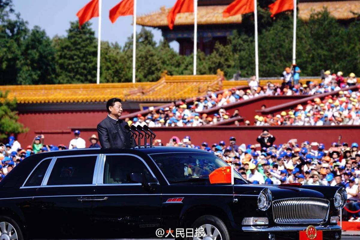 勝利日大閱兵：習近平坐國產紅旗車檢閱部隊 