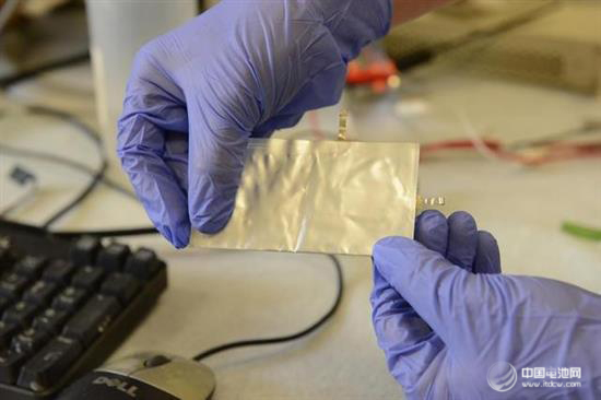 明陽集團與斯坦福教授簽訂合作協議 推動鋁電池產業化