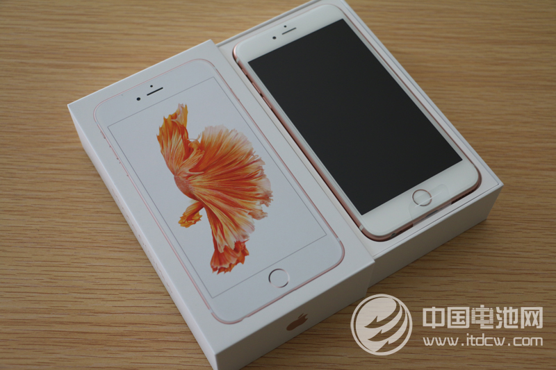 Foursquare：人流量預(yù)測蘋果iPhone6s首周賣了1500萬
