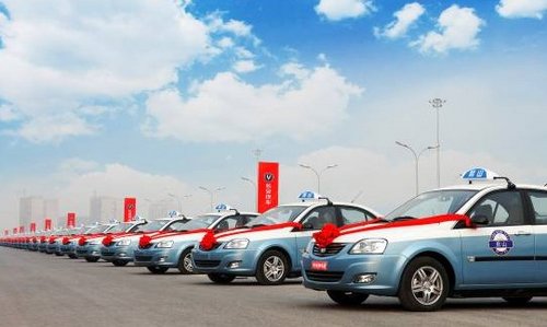 深耕市場打造新能源產(chǎn)業(yè) 長安汽車十年內(nèi)推34款產(chǎn)品 深耕市場打造新能源產(chǎn)業(yè) 長安汽車十年內(nèi)推34款產(chǎn)品