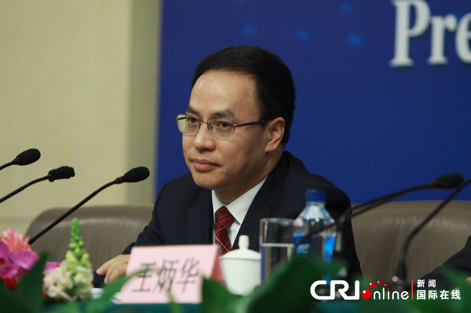 漢能集團董事長李河君