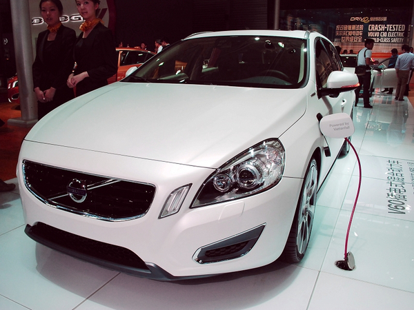 沃爾沃v60插電式混合動力汽車 沃爾沃v60插電式混合動力汽車