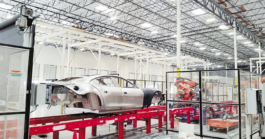 Karma美國莫雷諾谷生產基地車身車間生產線調試現場