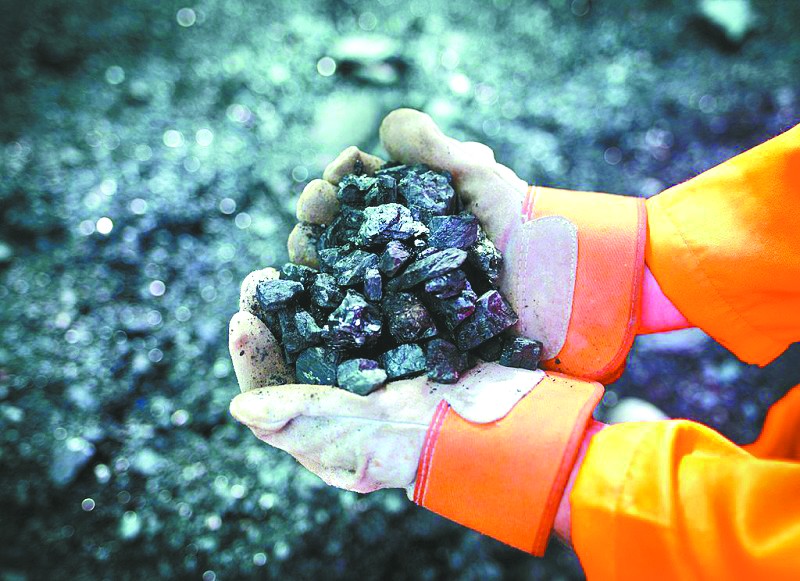 能源消費換擋減速 新能源發展瓶頸待破 能源消費換擋減速 新能源發展瓶頸待破