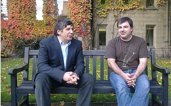 2010年諾貝爾物理學(xué)獎(jiǎng)?lì)C發(fā)給了兩名來自英國(guó)曼徹斯特大學(xué)的物理學(xué)家：安德烈?海姆和康斯坦丁?諾沃肖洛夫。