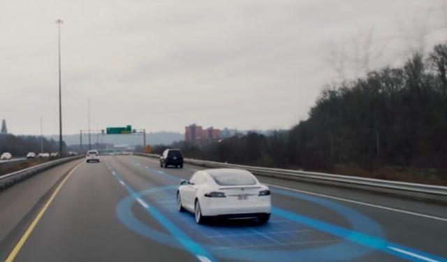 特斯拉首條電視廣告曝光：自動(dòng)駕駛成亮點(diǎn)