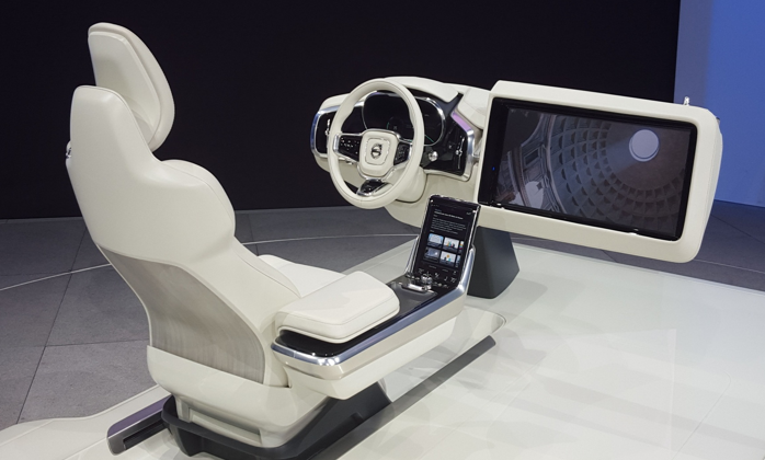 2015年洛杉磯車展上發(fā)布的Concept 26概念車。