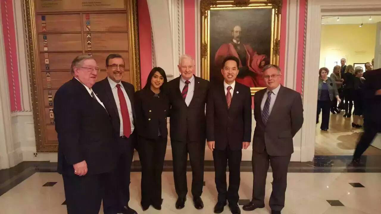 加拿大首席科學家陳忠偉教授