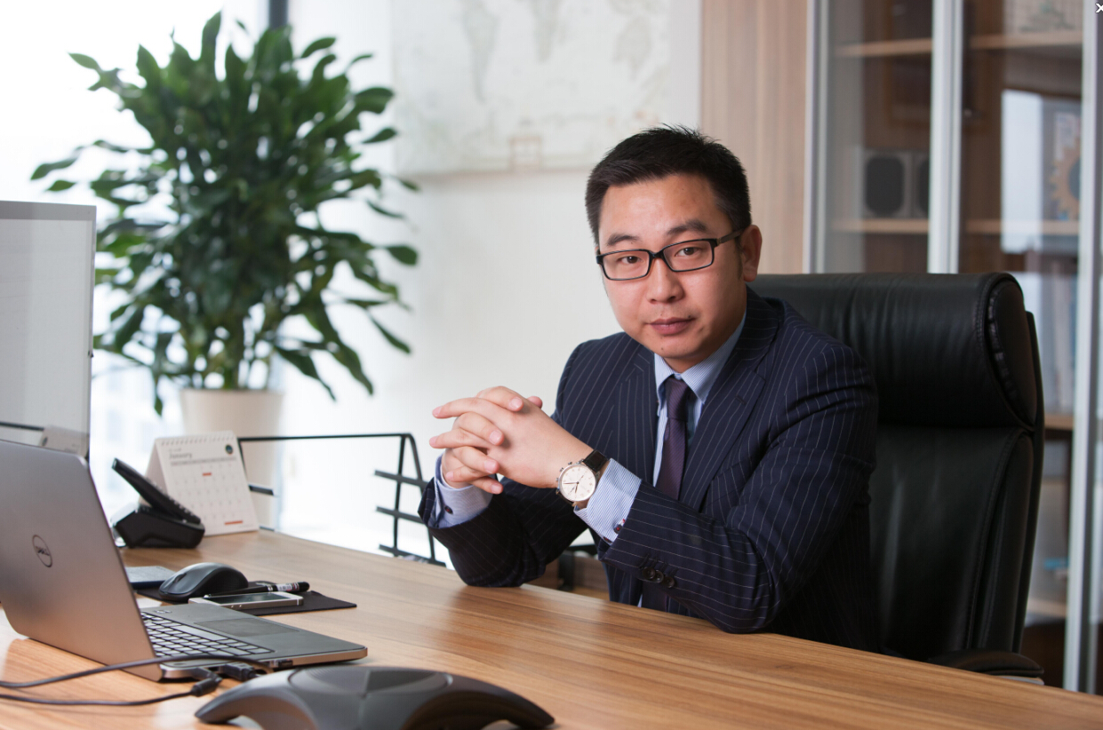 中盛光電CEO佘海峰：光伏行業(yè)須警惕產(chǎn)能過度擴(kuò)張