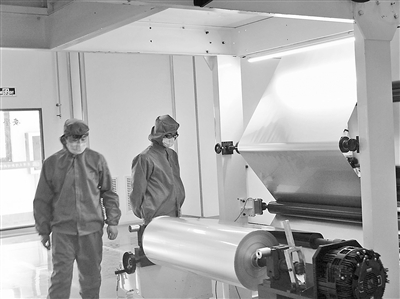 新能源汽車市場大規模放量 資本布局鋁塑膜鋰電池