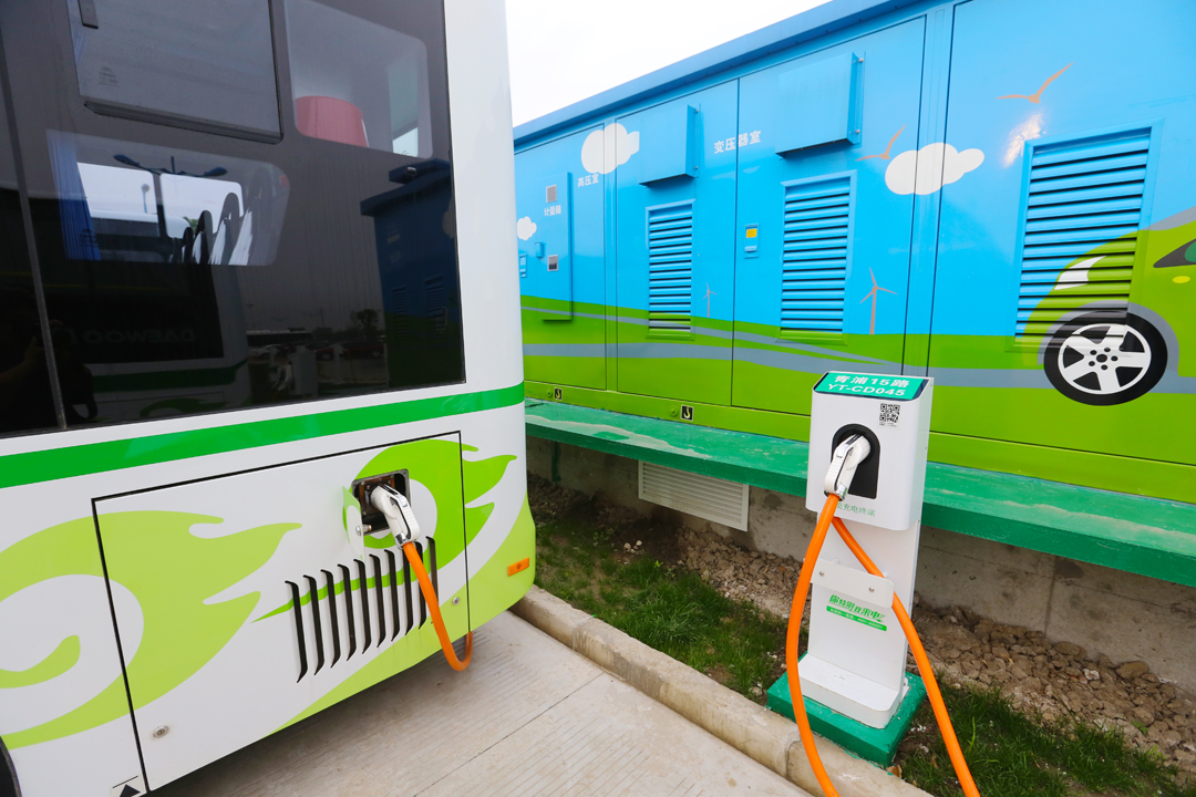 新能源車換電產品保有量低 多方支持充電模式