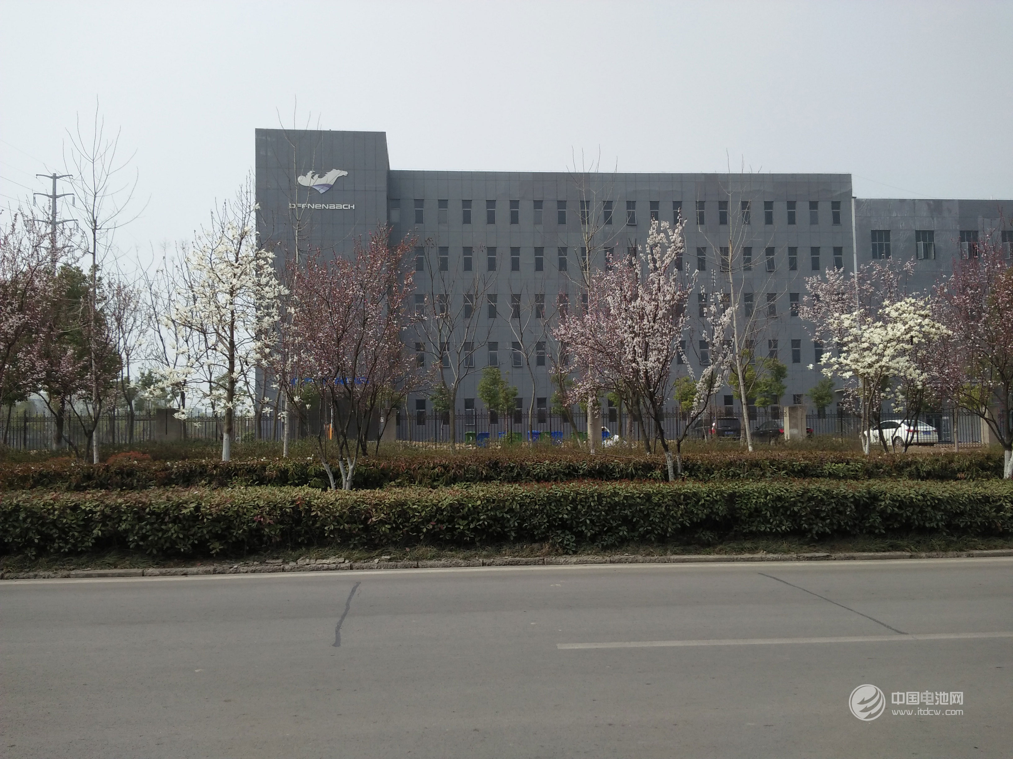 歐鵬巴赫 歐鵬巴赫