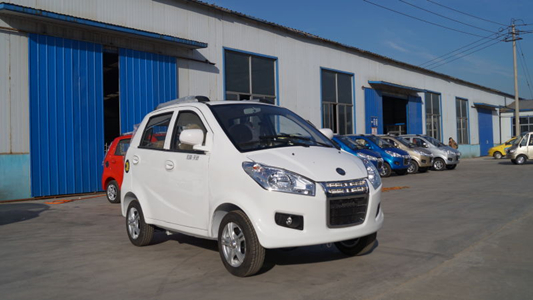 低速電動(dòng)車野蠻生長(zhǎng)亂象叢生 有效管理成本高