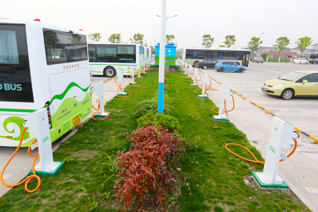 扶持政策正發酵 18家充電樁概念股一季度凈利潤增長