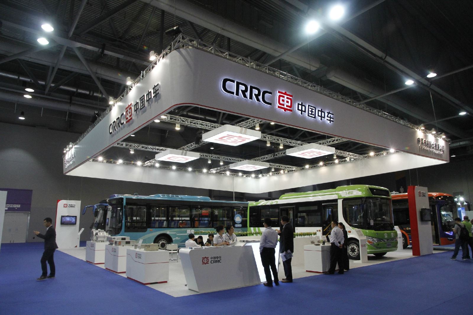 中車推出全球首臺燃料電池大型物流車