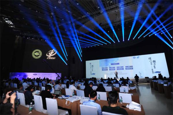 全球最大新能源車市 政策之重OR市場之行