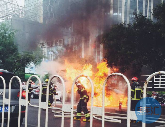 重磅|三里屯起火 iev5遭遇信任危機 重磅|三里屯起火 iev5遭遇信任危機