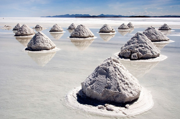 鋰鹽產(chǎn)能逐步釋放 鋰礦開發(fā)積極推進 鋰鹽產(chǎn)能逐步釋放 鋰礦開發(fā)積極推進