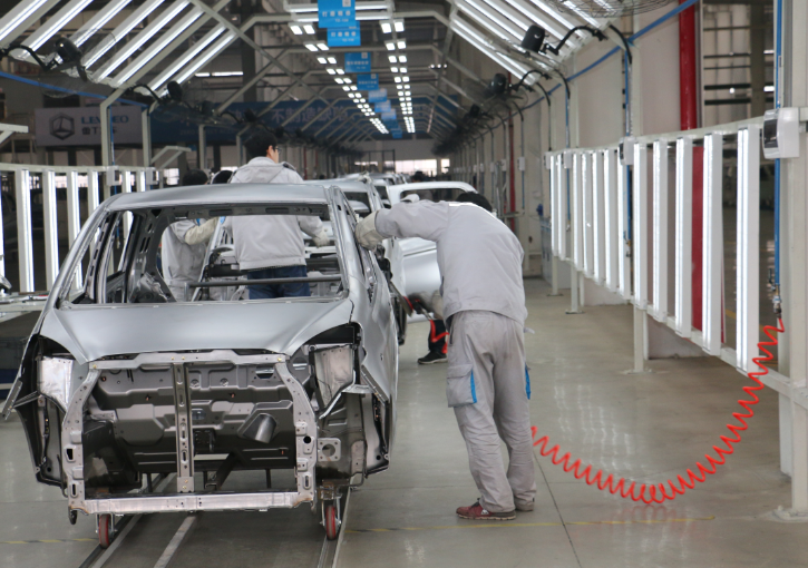 新能源車上半年僅完成24%預測目標 車企下半年激進求量