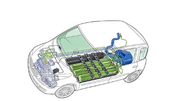 何光遠(yuǎn)：電動(dòng)車發(fā)展要適度 甲醇車大有前途