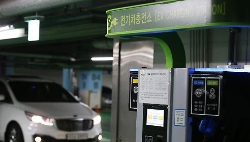 韓國政府加大電動車普及扶持力度 咖啡店設置充電站可獲12萬補助