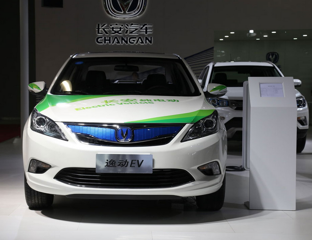 鄭州前8月新能源車銷量破萬(wàn) 年內(nèi)建成3000個(gè)充電樁 鄭州前8月新能源車銷量破萬(wàn) 年內(nèi)建成3000個(gè)充電樁