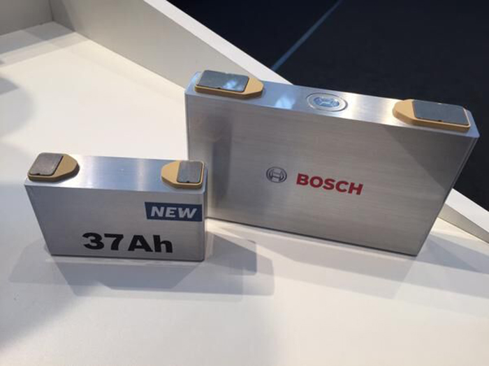 改善電動汽車安全性 固態電池走向產業化道路了嗎？