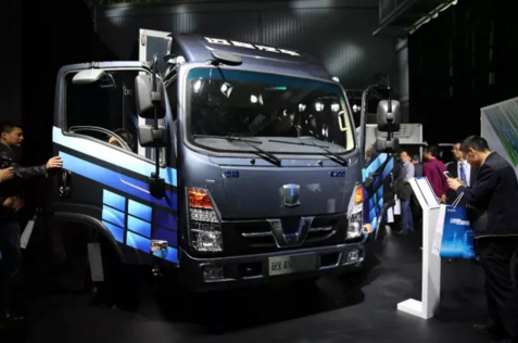 現場展出的遠程E200純電動輕卡