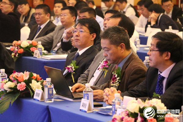 第4屆鋰電“達沃斯”論壇：贏在趨勢 電池行業如何安身立命？ 