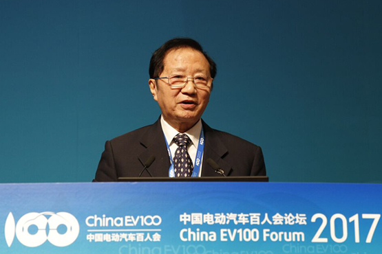 中國(guó)電動(dòng)汽車(chē)百人會(huì)理事長(zhǎng)陳清泰 中國(guó)電動(dòng)汽車(chē)百人會(huì)理事長(zhǎng)陳清泰