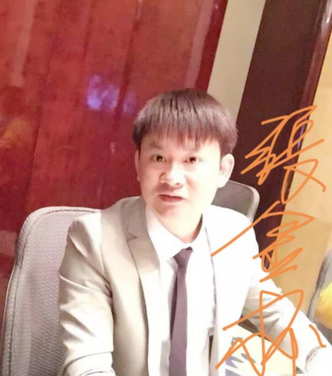 晉江市大融化工貿(mào)易有限公司 總經(jīng)理 張金杯