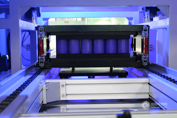 后補貼時代 提質(zhì)降價是電池企業(yè)繞不過去的坎