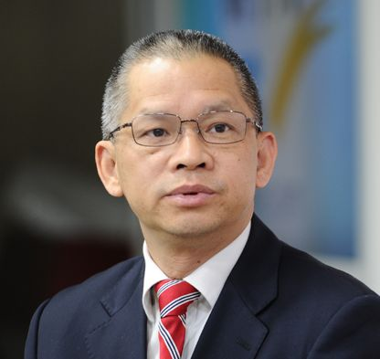 全國(guó)人大代表、湖南科力遠(yuǎn)新能源股份有限公司董事長(zhǎng)鐘發(fā)平