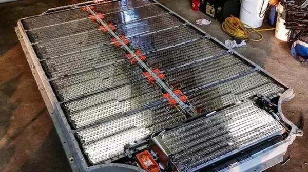 將用于特斯拉Model3 2170鋰電池全面替代18650？