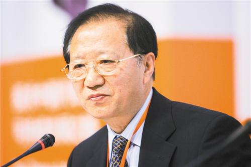 陳清泰：發(fā)力三電 抓住新能源汽車(chē)供應(yīng)鏈重構(gòu)機(jī)遇