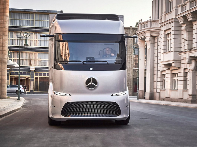 特斯拉電動汽車戰(zhàn)線擴大！馬斯克宣布今秋發(fā)布卡車