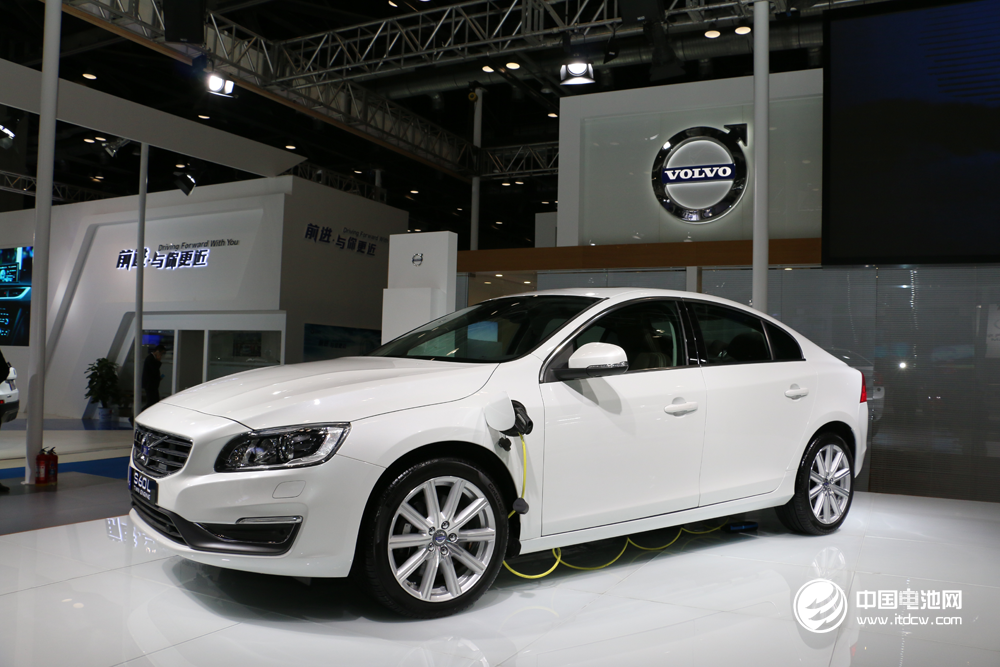 車(chē)企用“努力”告訴市場(chǎng)：買(mǎi)新能源汽車(chē)沒(méi)錯(cuò)的