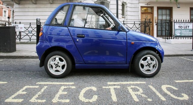 電動汽車遠途行駛遭遇充電難題 推動混合動力汽車發(fā)展