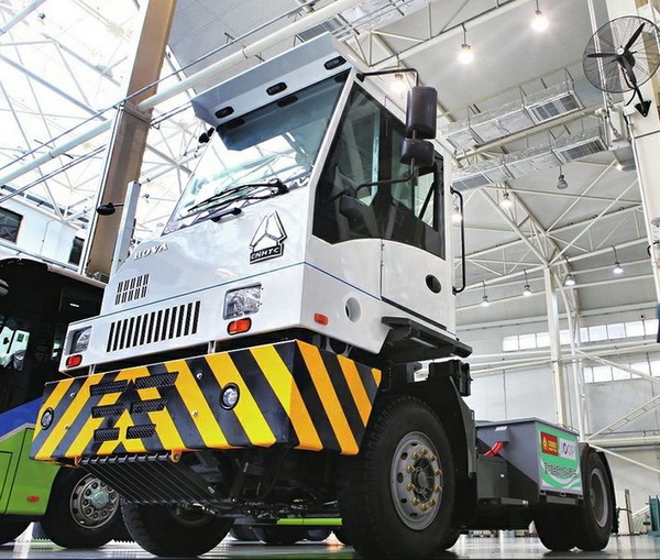 氫動力！中國重汽點燃年度國內(nèi)新能源汽車技術(shù)“爆點”