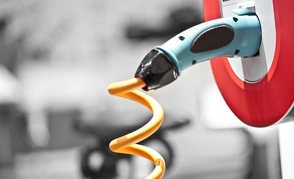 特斯拉國(guó)產(chǎn)被“開(kāi)綠燈”自貿(mào)區(qū)可成立獨(dú)資電動(dòng)車企業(yè)